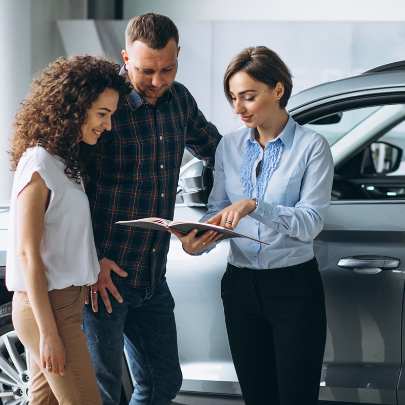 كيفية اختيار نظام تتبع GPS المناسب لتمويل المركبات